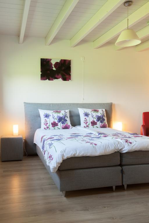 B&B Den Achterhof 우덴 객실 사진